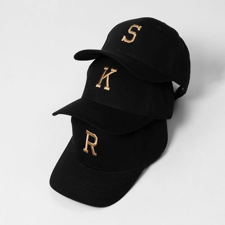 Mũ lưỡi trai chữ tráng gương vàng MOSSSHOPUNISEX