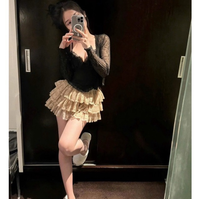Set đồ 3 món nữ croptop 2 dây ren kèm áo khoác lưới chân váy ren tầng tiểu thư sexy đi chơi dạo phố