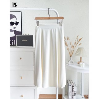 Chân váy nữ Twentyfive dáng xuông thiết kế trơn basic, đằng sau có bo chun 6724