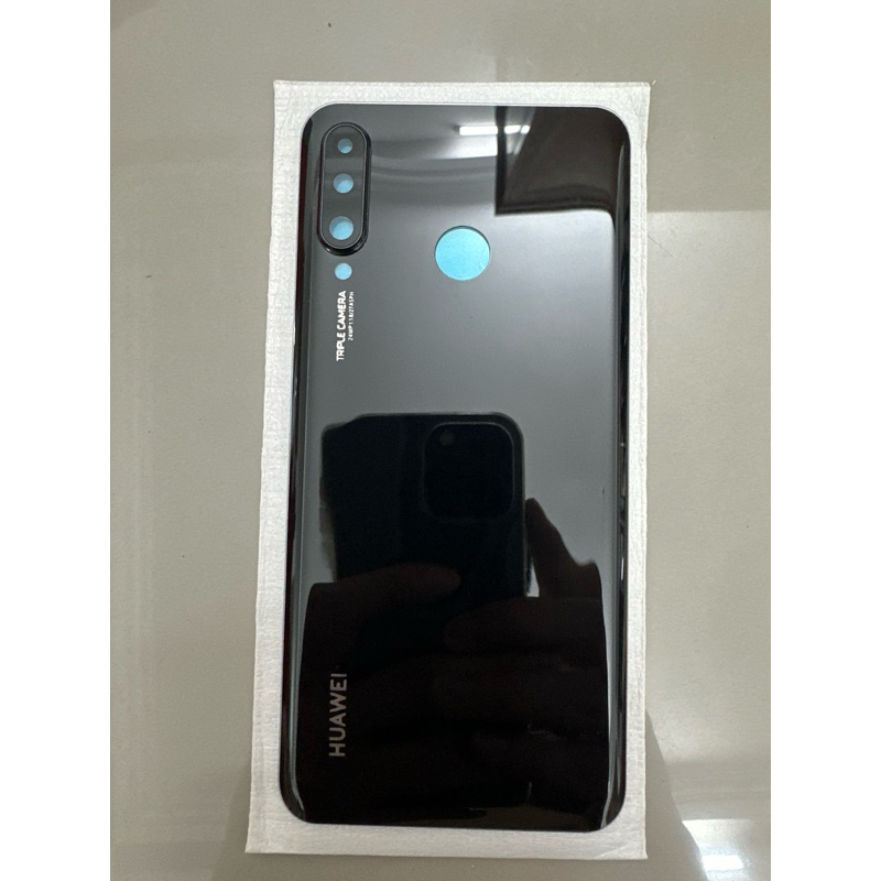 Nắp lưng cho Huawei P30 Lite liền mắt Camera