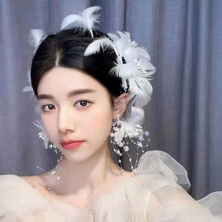 Cài tóc cô dâu xinh
