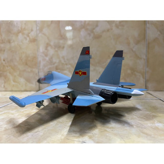 Mô hình Máy báy SU-30MK2  Việt Nam nhựa ABS 1:72