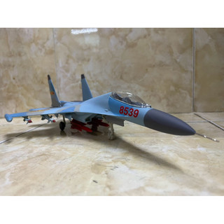 Mô hình Máy báy SU-30MK2  Việt Nam nhựa ABS 1:72