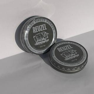 Sáp Reuzel Extreme Hold Pomade