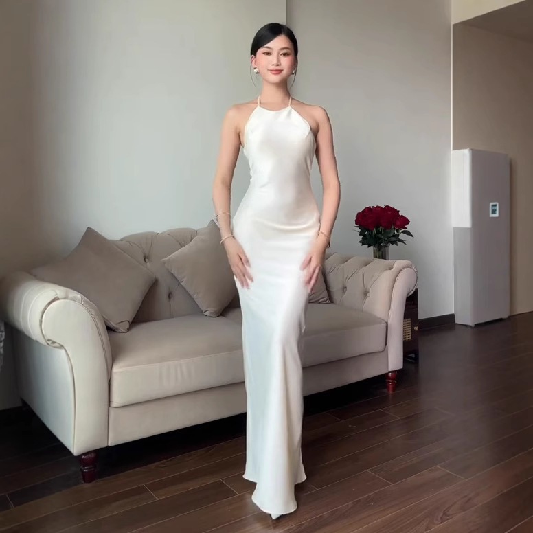 Đầm Lụa Cổ Yếm Xếp Ly Hở Lưng Dáng Dài NV746 Đầm Lụa Cổ Yếm Phối Nút Sang Chảnh Đi Tiệc | BigBuy360 - bigbuy360.vn