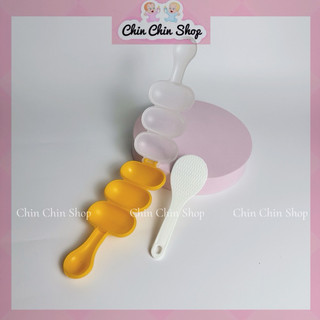 khuôn cơm lắc kèm thìa