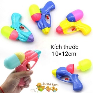Đồ chơi phun nước nhiều màu