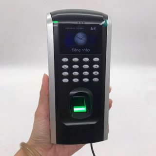 Máy chấm công Ronald Jack SF200