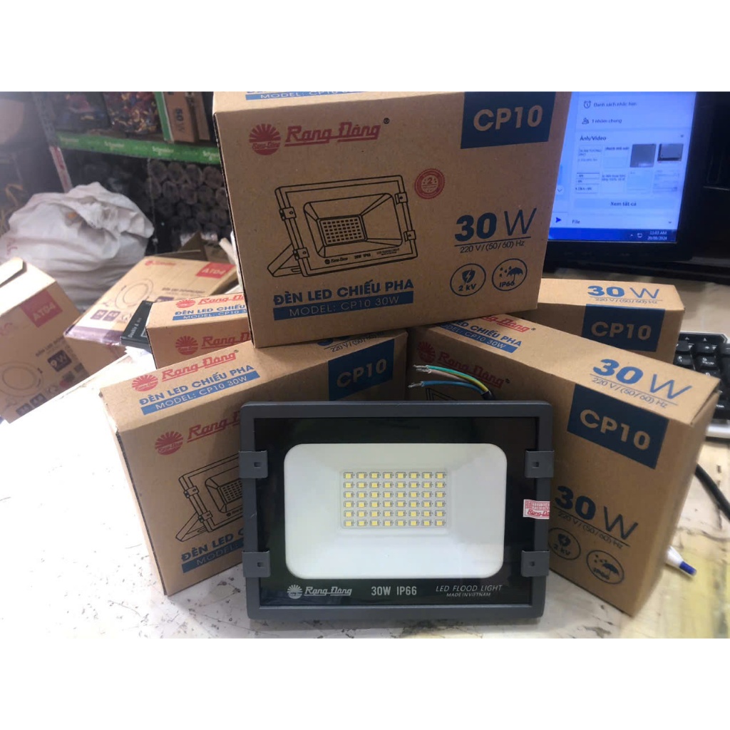 Đèn Pha LED 30W Model: CP10 30W ip66 Rạng Đông