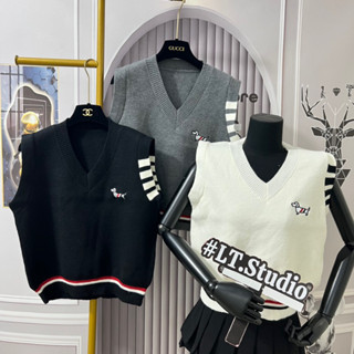 Áo ghile len thom sát nách hình cún thêu cá tính, mix sơmi chân váy cực xinh xắn nhé các nàng 622