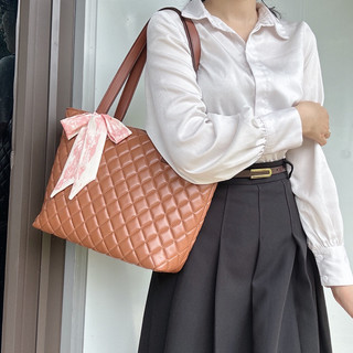 Mã A6 túi công sở đeo vai da mềm trần ô trám size vừa túi nữ xinh đẹp ( tặng khăn lụa)