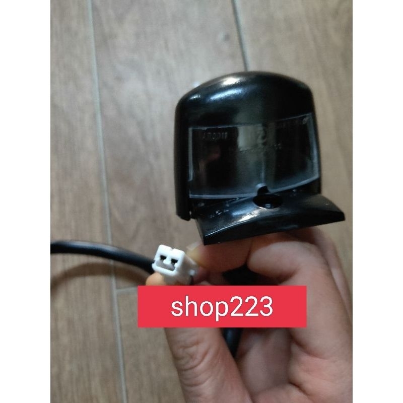 Đèn soi biển số xe Zip