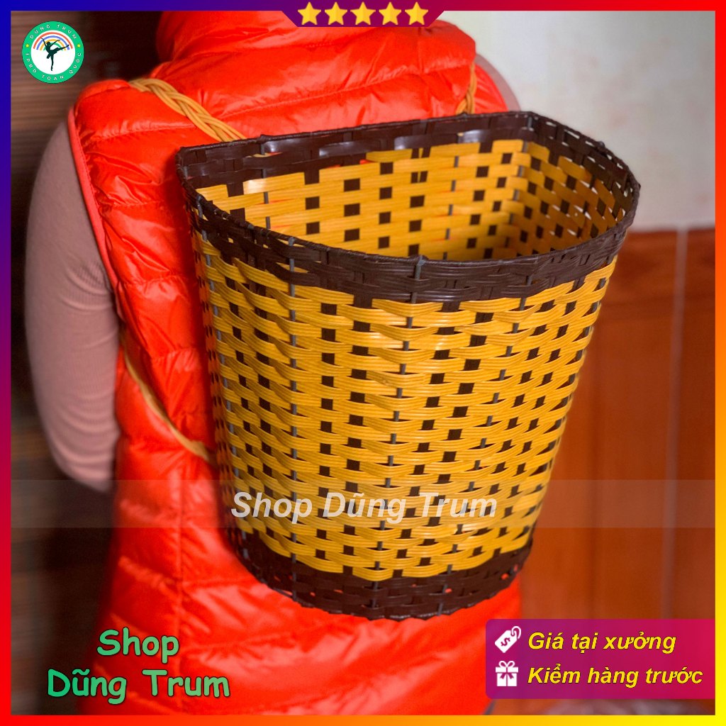 Gùi nhựa múa hát, gùi dân tộc biểu diễn, trang trí