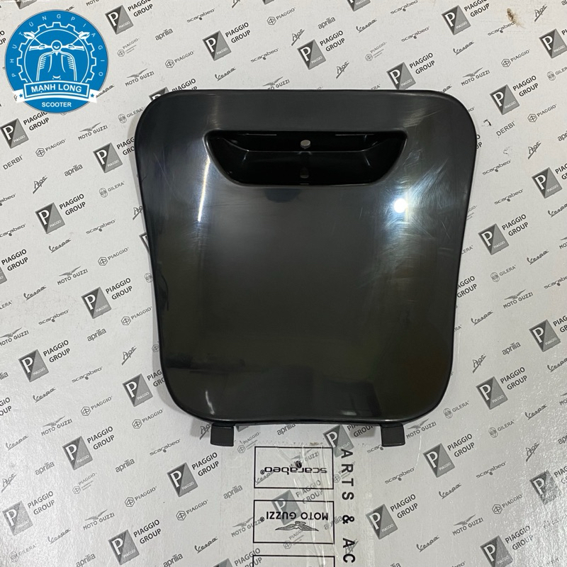 Ốp bugi mộc VESPA LX, LXV, LT, S 622136 ( chính hãng )