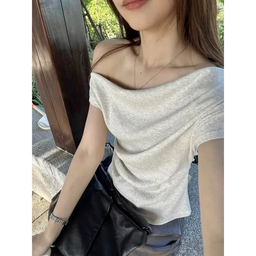 Áo Thun Lệch Vai Xếp Ly, Áo Kiểu Sườn Nhún Eo Điệu Đà, Áo Phông Form Vừa Chất Vải Co Dãn Mềm Mịn HA500 | BigBuy360 - bigbuy360.vn