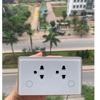 Ổ cắm thông minh đôi âm tường zigbee Tuya Viền Vàng Cao Cấp