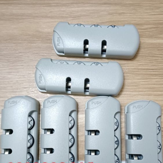 Khoá số vali loại mật mã 3 số