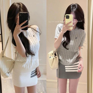 Charlotte.od_ Set Áo Len Ngắn Tay Thêu Ngựa + Chân Váy Dáng Ôm Body Cho Nữ
