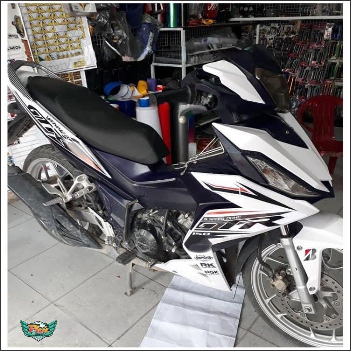 Tem Rời Winner GTR Trắng đen (T)