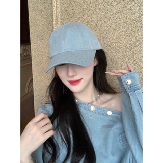 Áo jean trễ vai chất mềm mùa thu đông, áo phông bò mềm trễ vai điệu cho nữ dễ phối đồ in chữ sau lưng(CH18)