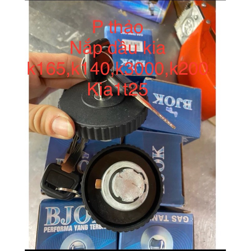 nắp bình dầu kia k2700,k165, k140,k3000,kia1t4,kia1t25 kèm 2 chìa hàng  đẹp nắp dầu xe tải kia