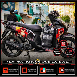 Decal dán xe Tem rời xe vision mẫu gấu dâu  siêu chất