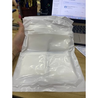Khăn sạch ( không bụi loại A+) / Khăn Tím Lau Kính Hiển Vi