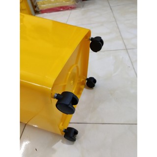 Thùng rác có bánh xe 60 lít