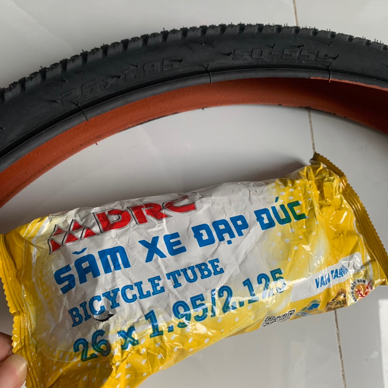 vỏ ruột xe đạp 26inch , lốp xe đạp 26x1.95 hàng DRC bản to dày dặn