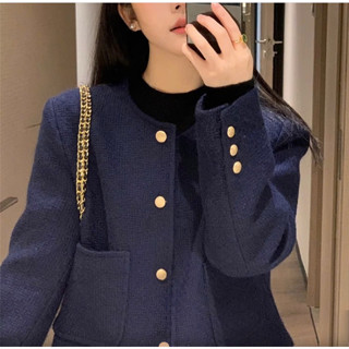 Áo Khoác Dạ Nữ Dáng Ngắn Cao Cấp Cổ Tròn Dài Tay Phối Túi 2 Bên Đính Cúc Kim Loại Thời Trang Sugal AO KHOAC NU 023