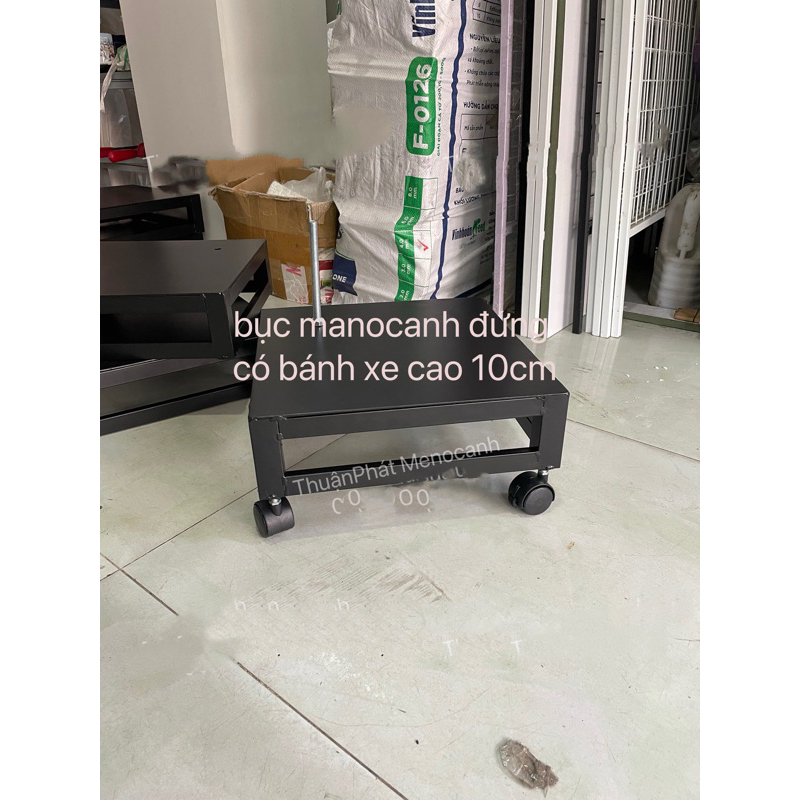 (HOẢ TỐC) Bục sắt Manocanh đứng có bánh xe(kèm cây ti)