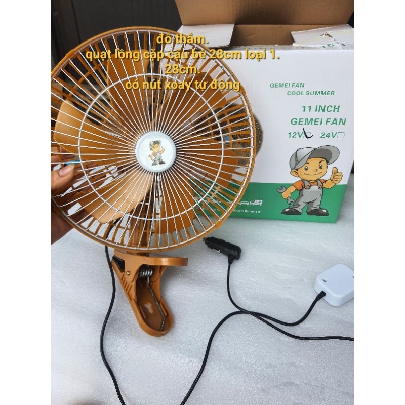 quạt cặp cắm tẩu có chức năng xoay 12v 24v lồng 28cm mát, êm, quạt ô tô vàng hình cậu bé loại 1