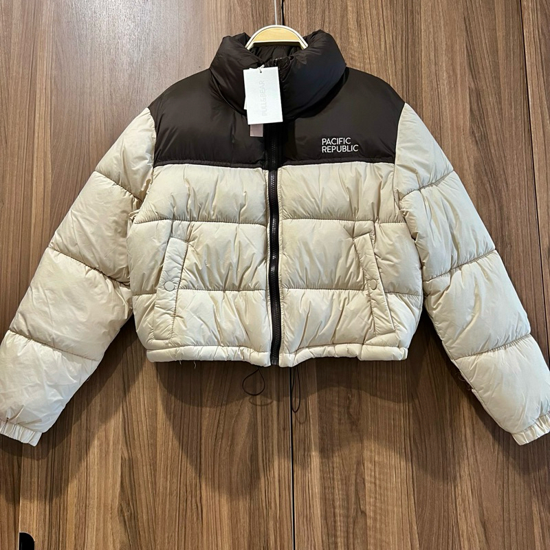 [SALE] Áo phao / áo khoác PULL&BEAR Authentic