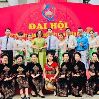 Trang phục dân tộc Tày hóa trang dân tộc siêu đẹp