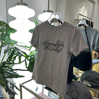 MOODSWINGS - Áo thun ôm tay ngắn GORGEOUS BABY TEE