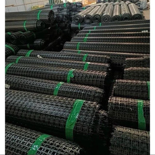 Lưới nhựa dẻo khổ cao 1m dài 10m để quay chuồng gà  làm vườn 