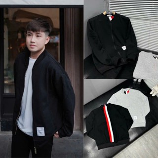 Áo bomber Thom Browne da lộn nam nữ cao cấp chính hãng bao y hình chuẩn from phối sọc thời trang unisex HIGHT BAR