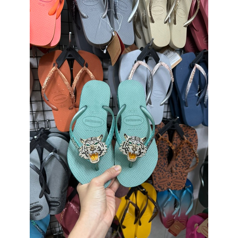 Dép kt viền Havaianas mix charm- cam kết chính hãng