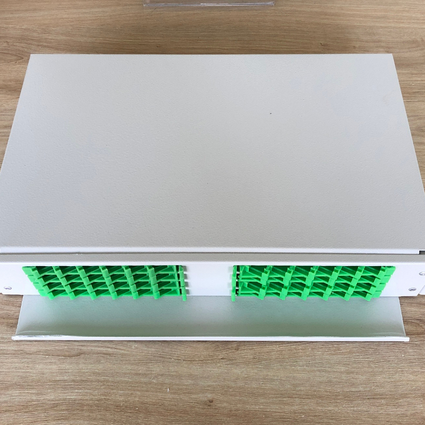 1 cái Vỏ ODF quang 48FO gắn rack, khay trượt (gồm vỏ + 1 khay hàn + ốc vít)