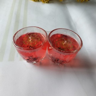 Cặp đèn cầy ly múi trắng lớn màu đỏ, màu vàng