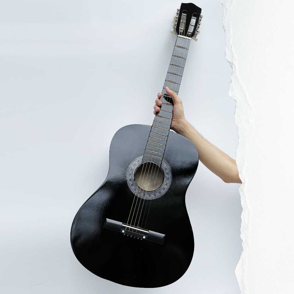 ĐÀN GUITAR DÁNG D TRÒN MÀU ĐEN - HÀNG CÓ SẴN