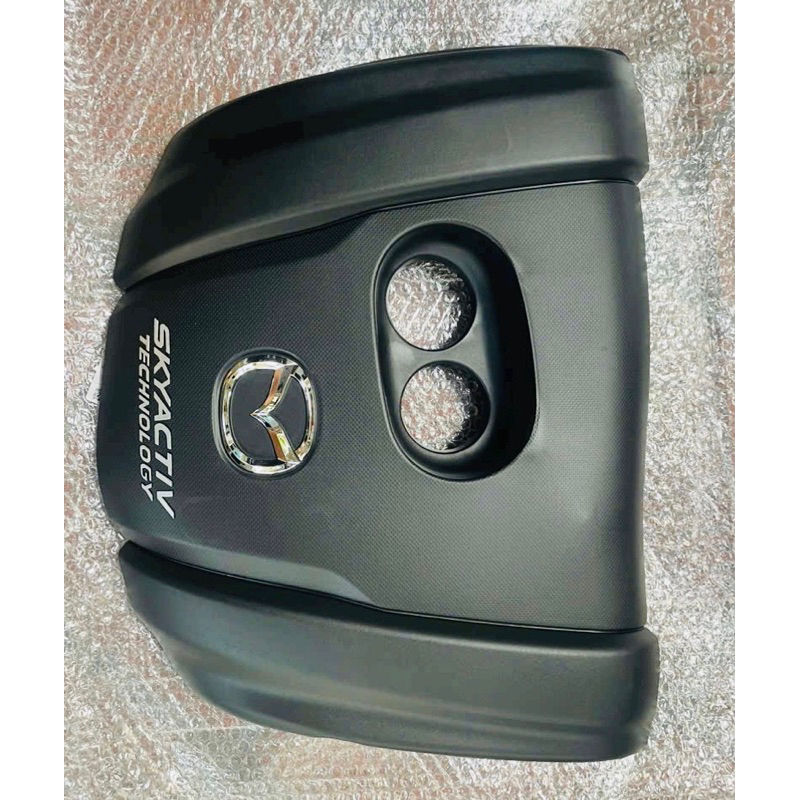 nắp che động cơ 1.5 mazda 2 ,mazda 3