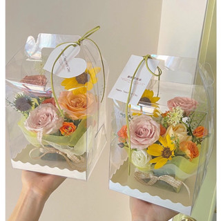 (Combo 10) hộp mica đế sóng đựng bánh, hộp mica cắm hoa, hộp mika trong suốt đựng bánh sinh nhật, bánh kem, cắm hoa len