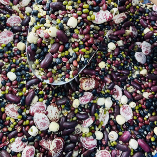 Set đậu đỗ mix 1kg gồm đậu ngự, hạt sen, đậu đỏ, đậu xanh, đậu đen, kê nếp, ý dĩ... rất bở, ngon