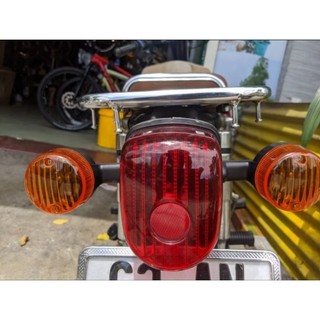 Bộ đèn hậu xe CUB đời mới ( chụp đèn màu đỏ ).