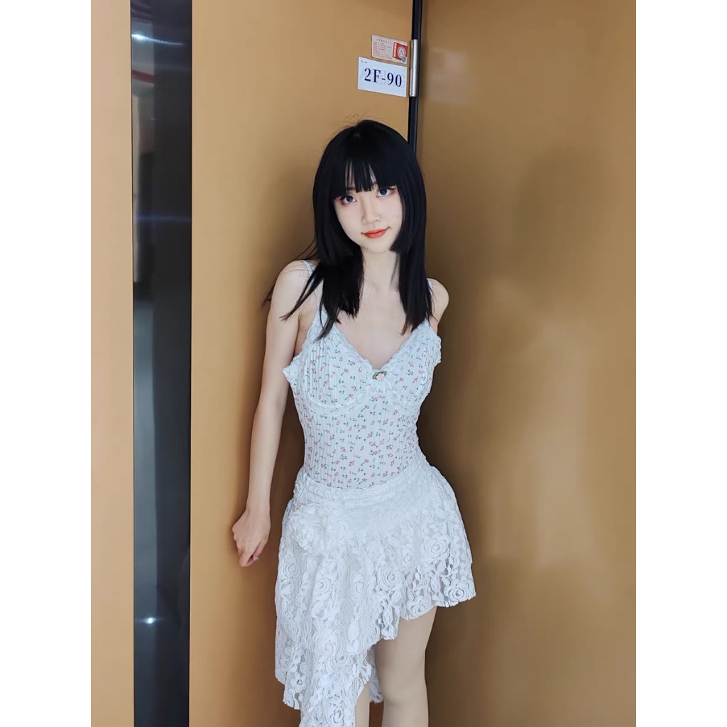 Váy ren tầng nữ dáng dài phong cách Pháp lãng mạn style kèm hoa, Váy ren đi biển,đi chơi size từ 40 - 70kg - Mã CV01 | BigBuy360 - bigbuy360.vn