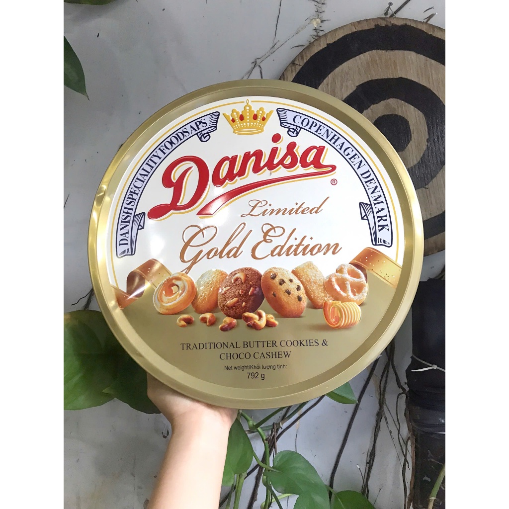 [Date 2/2025 + Túi Giấy] Bánh Quy Bơ Danisa Limited Gold Edition (Hộp 792g)