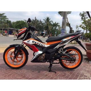 Mika đèn trước xe sonic