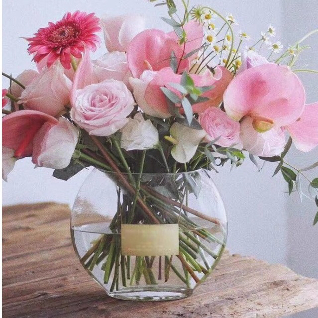 Bình hoa thuỷ tinh tròn oval dẹt decor xinh xắn