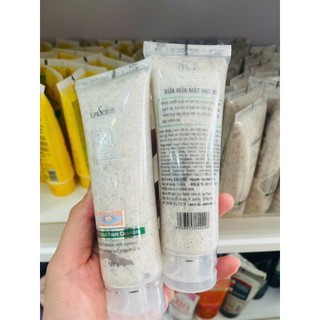 Sữa Rửa Mặt Hạt Mơ - Beaumore Scrub Foam Cleansing White
